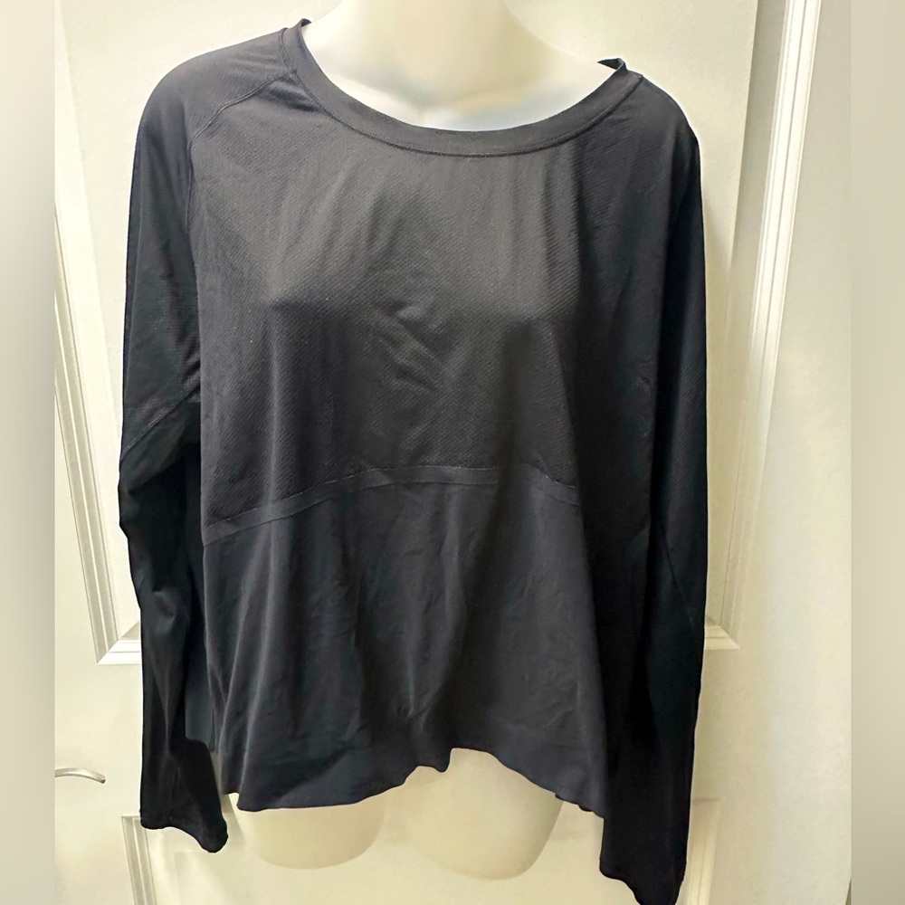 LULULEMON Women's Black Long Sleeve Top